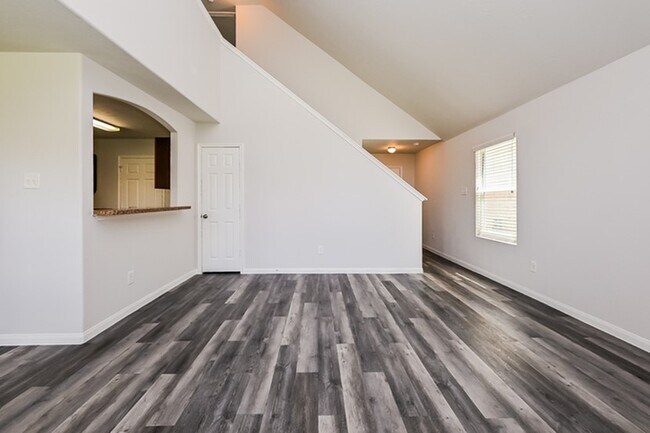 Photo - 5818 Northern Oak St