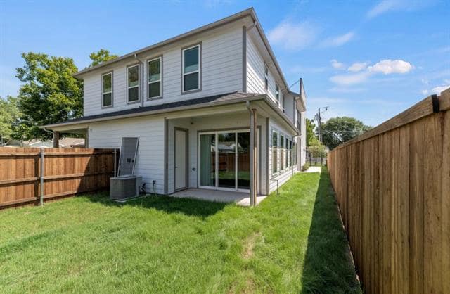 Photo - 2213 Sheridan St