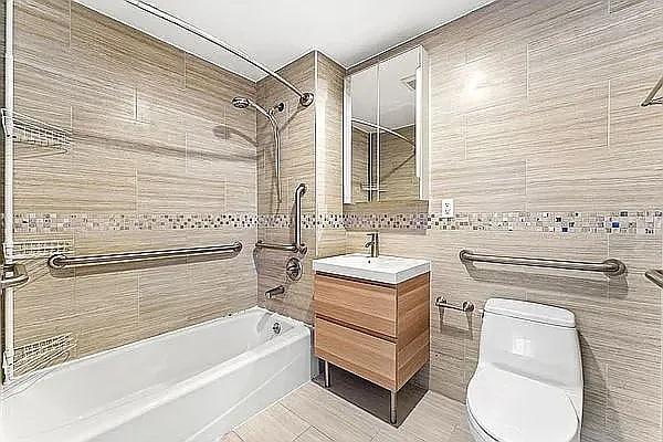 Photo - 4232 147th St - Flushing