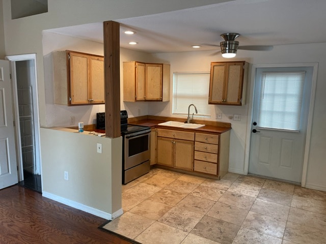 Photo - 2132 Roselawn St