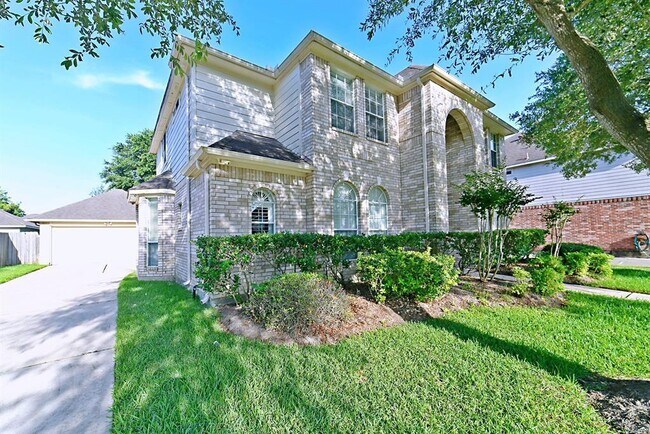 Photo - 407 Groveton Ridge Ln House