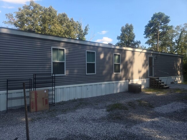Building Photo - 1444 Valley Grove Rd Rental