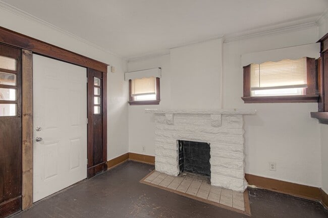 Photo - 3626 Bellefontaine Ave