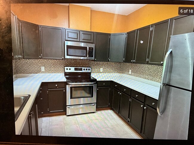 Building Photo - 301 Harbour Town Dr Rental