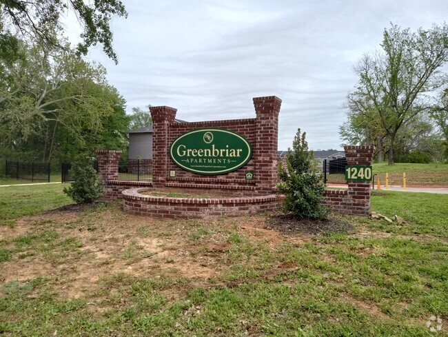 Entrance - Greenbriar Apartments