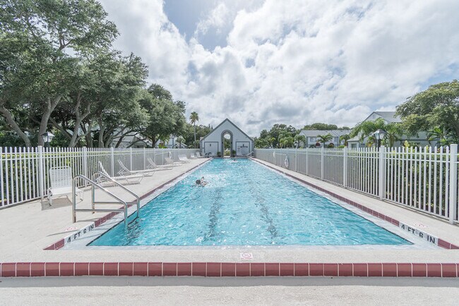 516 Beach Park Ln Unit SI FL1-ID1044474P