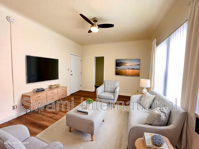 Building Photo - 521 N Avalon Blvd Unit #110