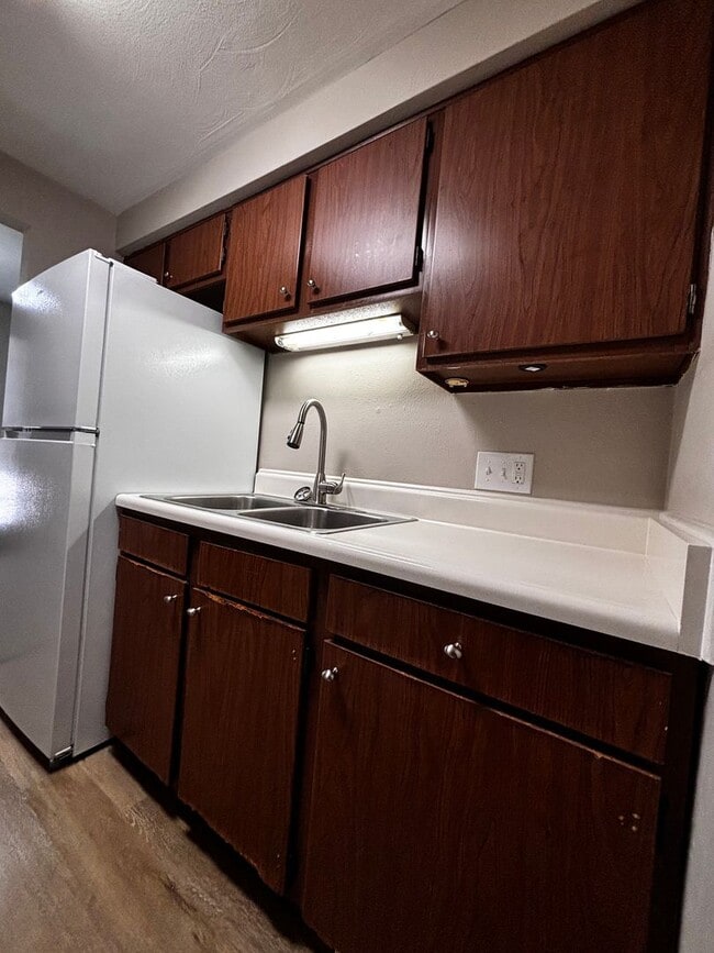 Photo - Peaceful West Milton Apartment Living – Sc... Unit 1260 Sanlor Ave 4