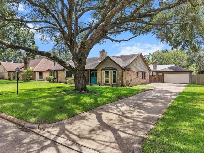 Photo - 3319 Meadowcreek Dr