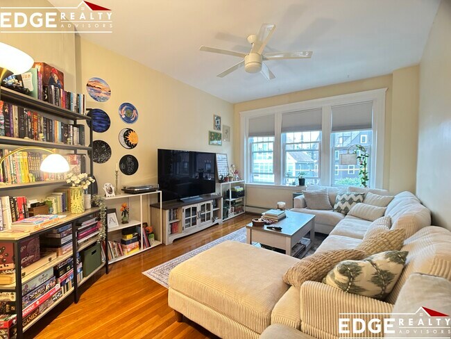 Photo - 21 Sutherland Rd Condo