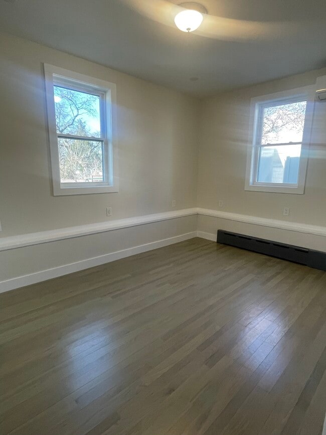 Photo - 25 Graves St Unit 1