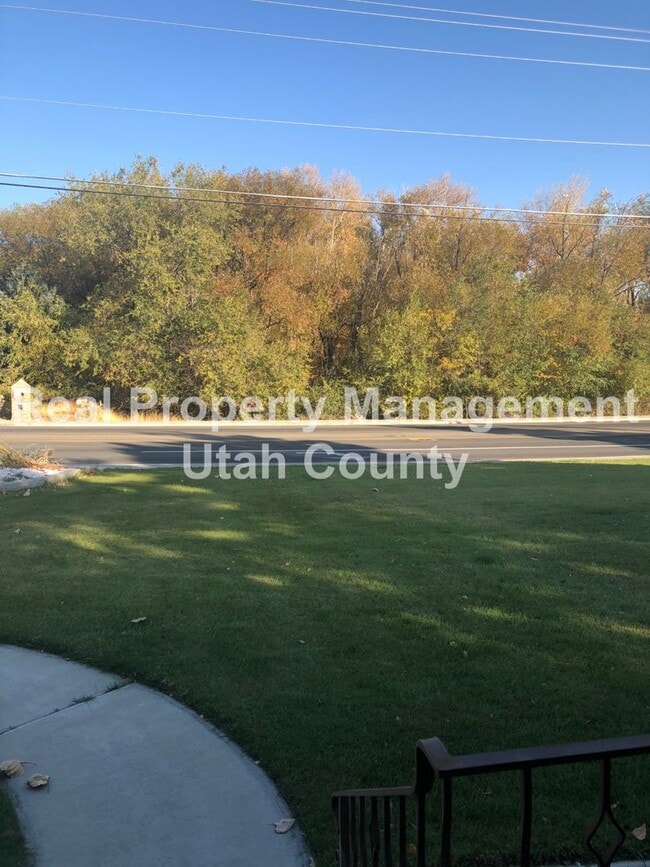 Photo - Spacious Lehi Home