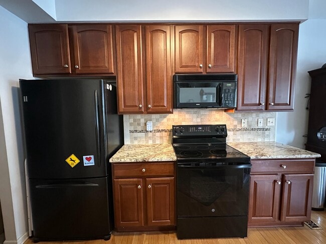 Photo - 209 Turnbridge Ct