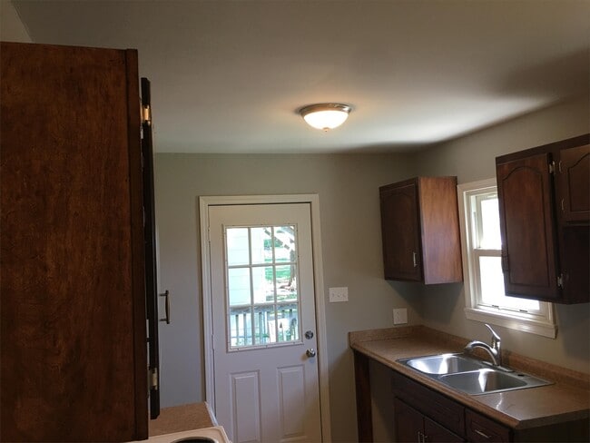 Photo - 1331 Cheyenne St