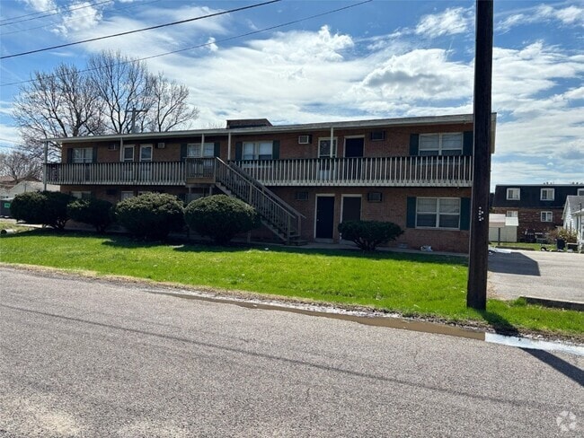 Building Photo - 230 N 45th St Rental
