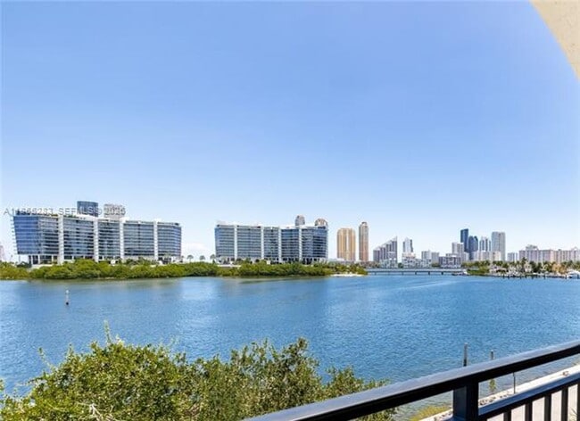 Photo - 3255 NE 184th St Unit 3255 NE 184th St # 12407