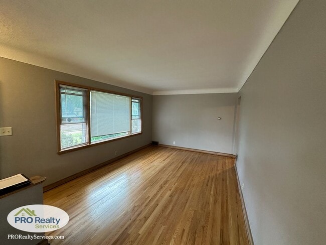 Photo - 3 Bedroom Home in South Saint Paul