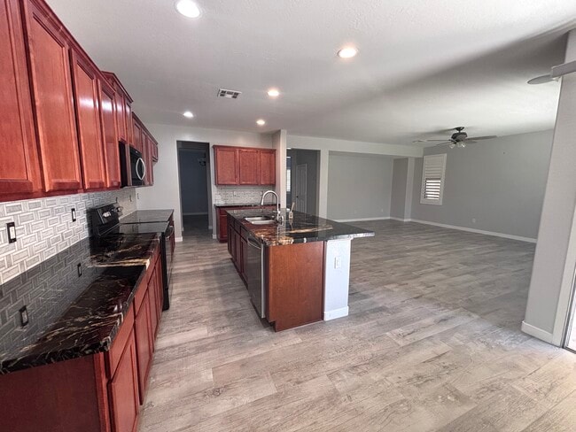 Photo - 3857 E Phelps St