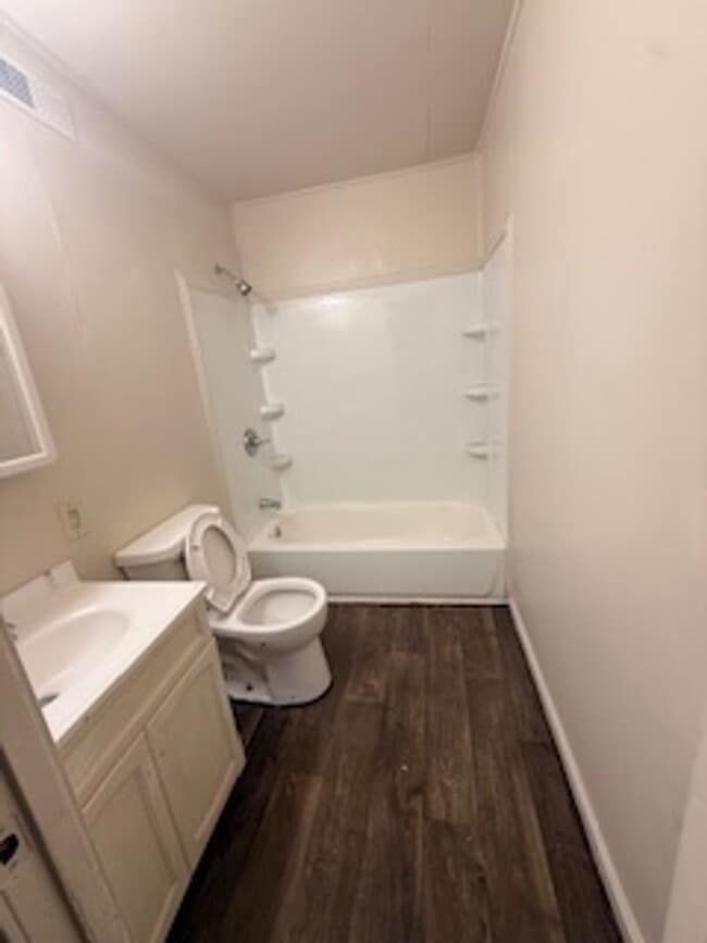 Photo - 2423-2425 Negley Ct Apartamento Unidad 2425