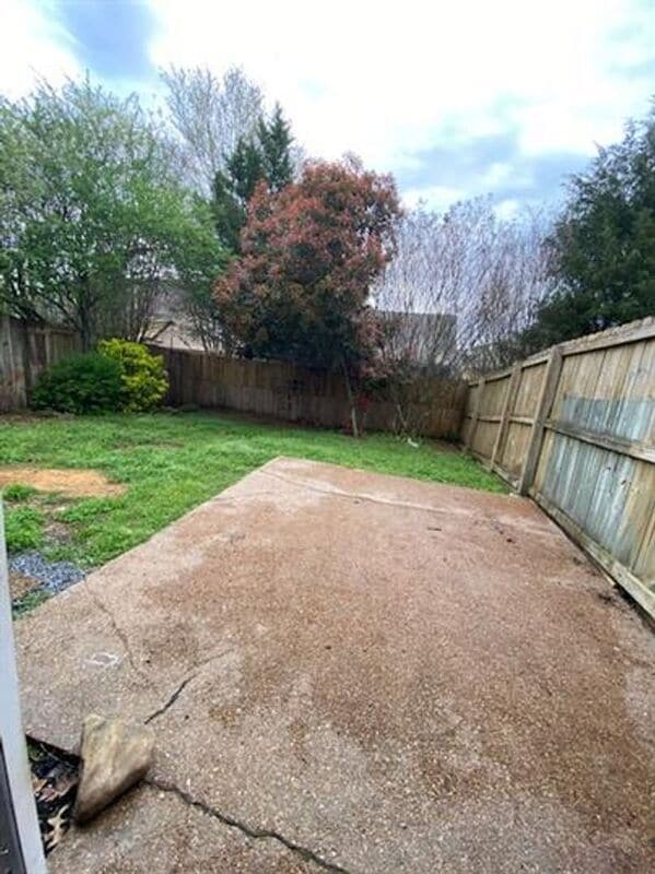 Photo - 1514 Estacada Way