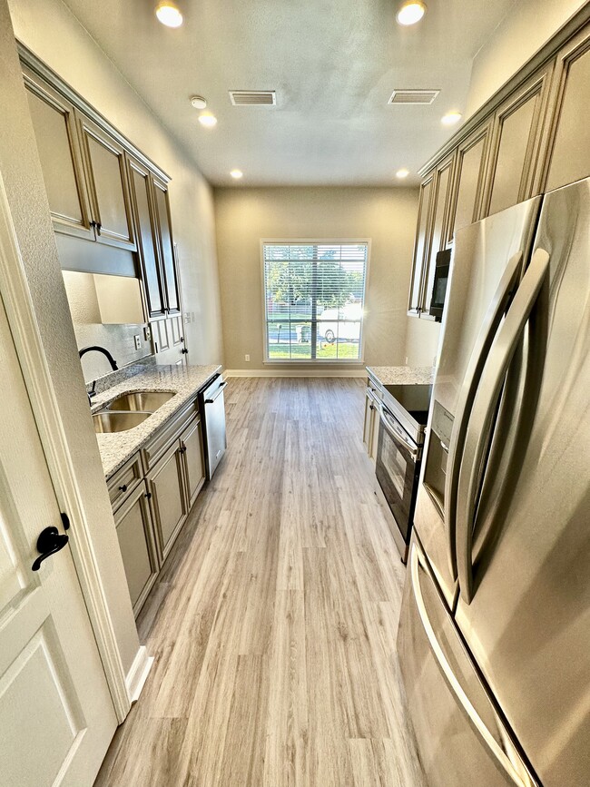 Photo - 8022 Brookside Ln