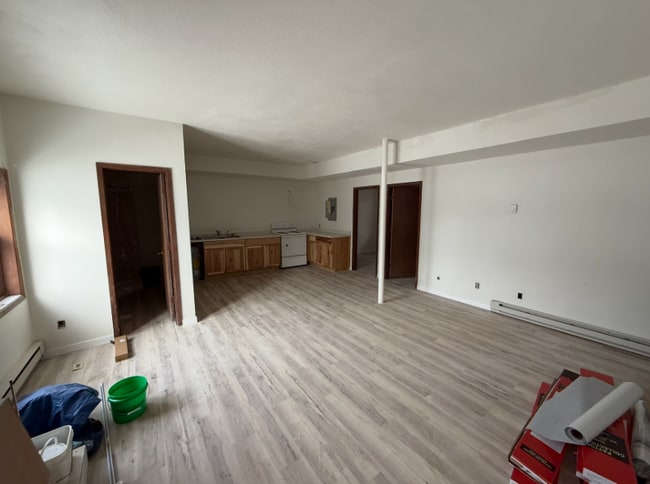 Building Photo - 1923 12th Ave N