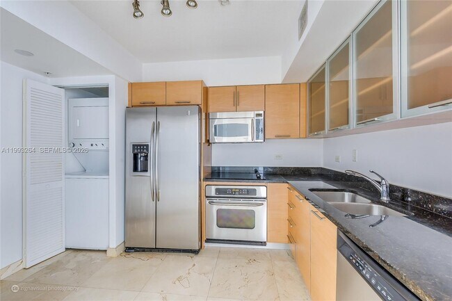 Photo - 31 SE 5th St Unit 2708