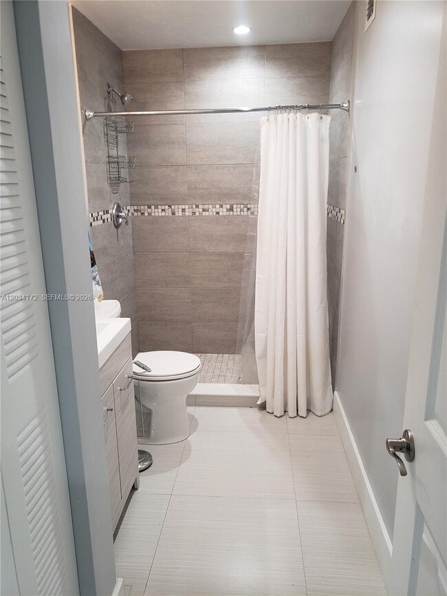 Photo - 15250 SW 154th Ave Unidad Studio