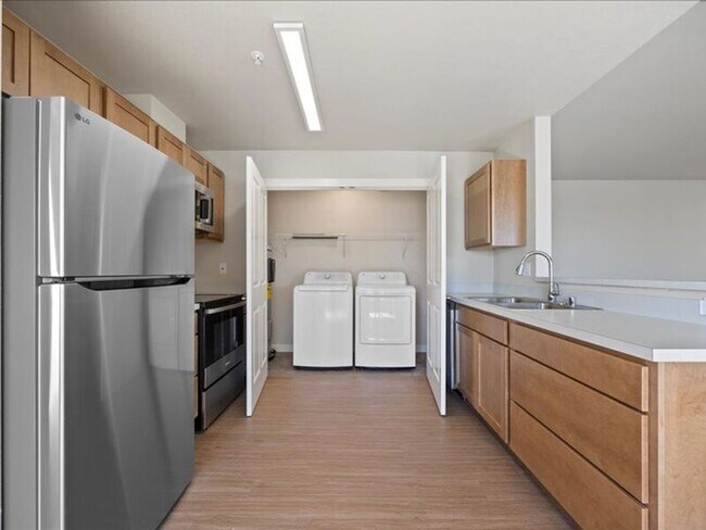 6005F Chapel Hill Blvd Unit F201