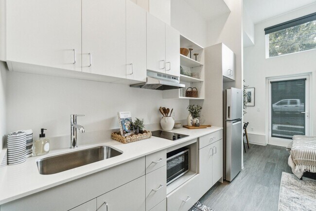 Photo - Koz at Othello Station