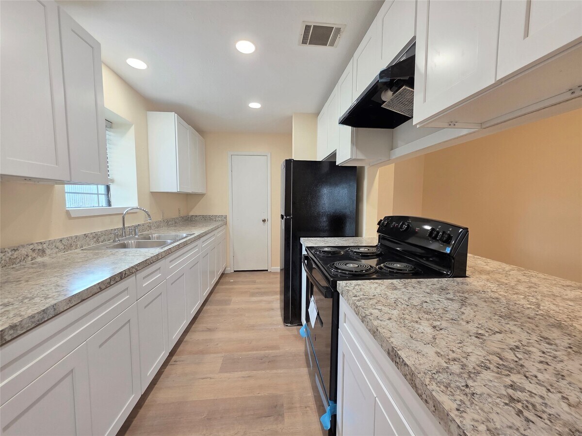 Photo - 618 S Frazier St Unidad B