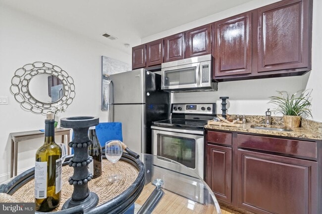Photo - 1924 Benning Rd NE Unit #2