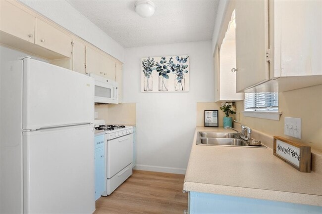 Photo - 8603 Woodstone Dr