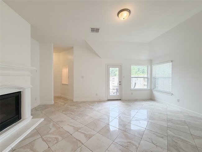 Photo - 18126 Golden Falls Ln