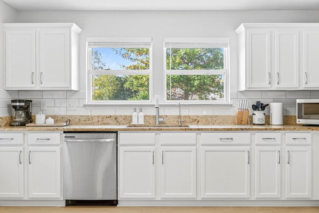 Photo - 12114 Brushfield Ln Unit SI ID1497076P