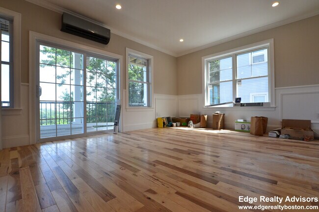 Photo - 130 Bigelow St Unit 1
