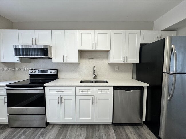 Photo - 1041 SW 15th Ave Unidad 10B