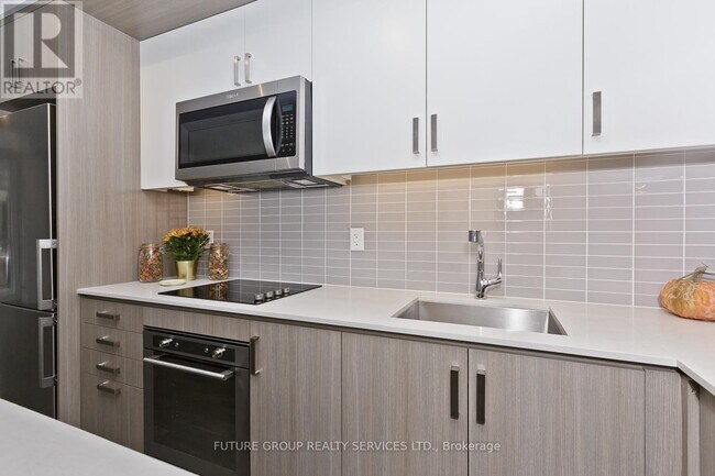 Photo - 262 Lakeshore Rd W Unité 262