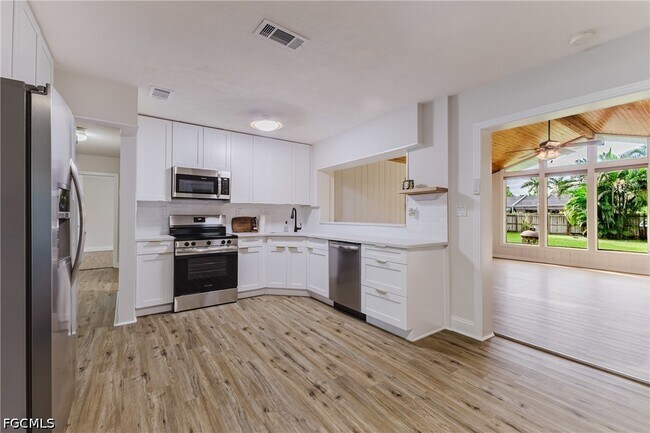 Photo - 1310 La Faunce Way