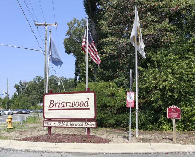 Briarwood Apartments - Briarwood Apartments