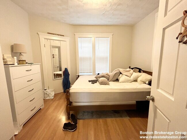 Photo - 157 E Cottage St Unit 2