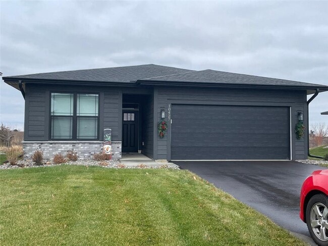 Building Photo - 10427 Robinwood Ct