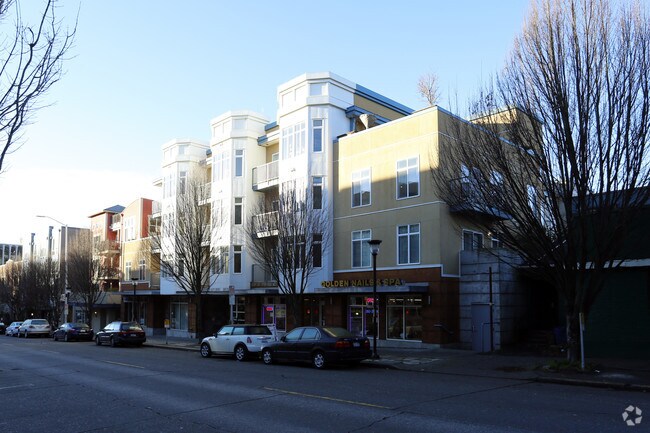 Building Photo - Five 2 Five 1st Ave West Rental