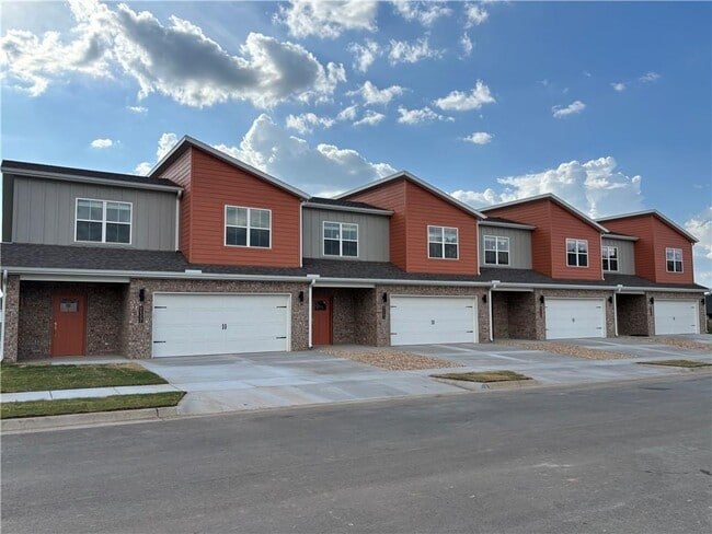 Photo - 1022 Seaborn Way Townhome