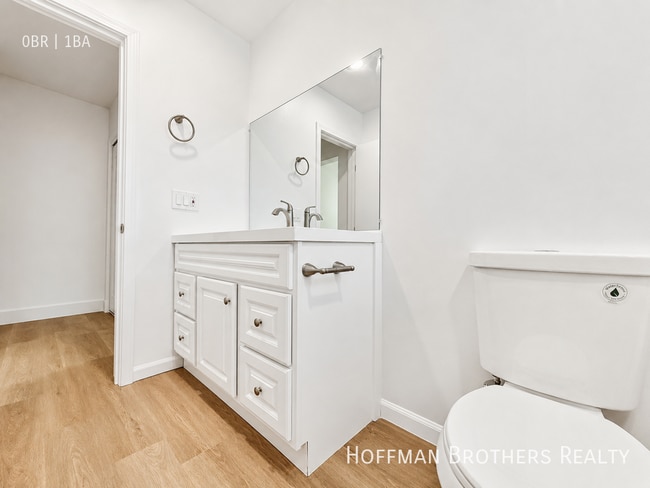 1000 Coronado Ter Unit 10