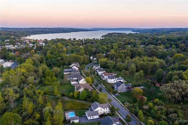 Photo - 112 Orchard Rd