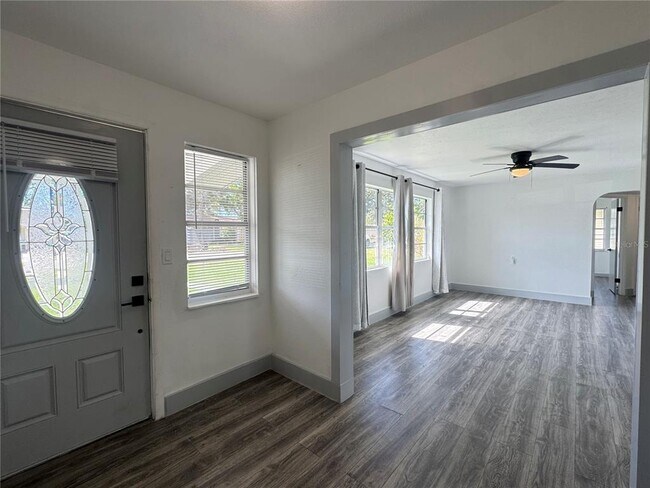 Photo - 2653 Trinidad St