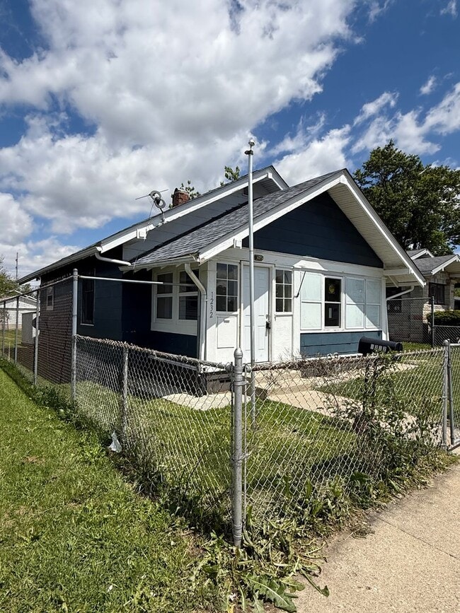 Photo - 2 Bed 2 bath remodeled home