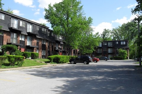 Five Star Realty and Gaslite Apartments - Five Star Realty and Gaslite Apartments