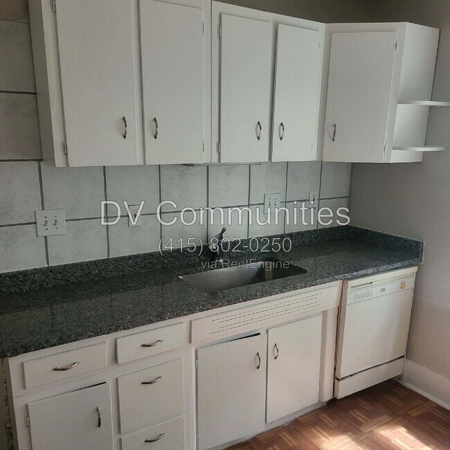 Photo - 1637 Eddington Rd Unit 1